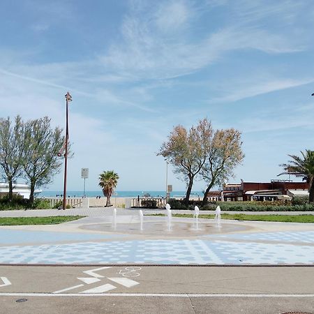 Apartamento la casa al mare Rímini Exterior foto